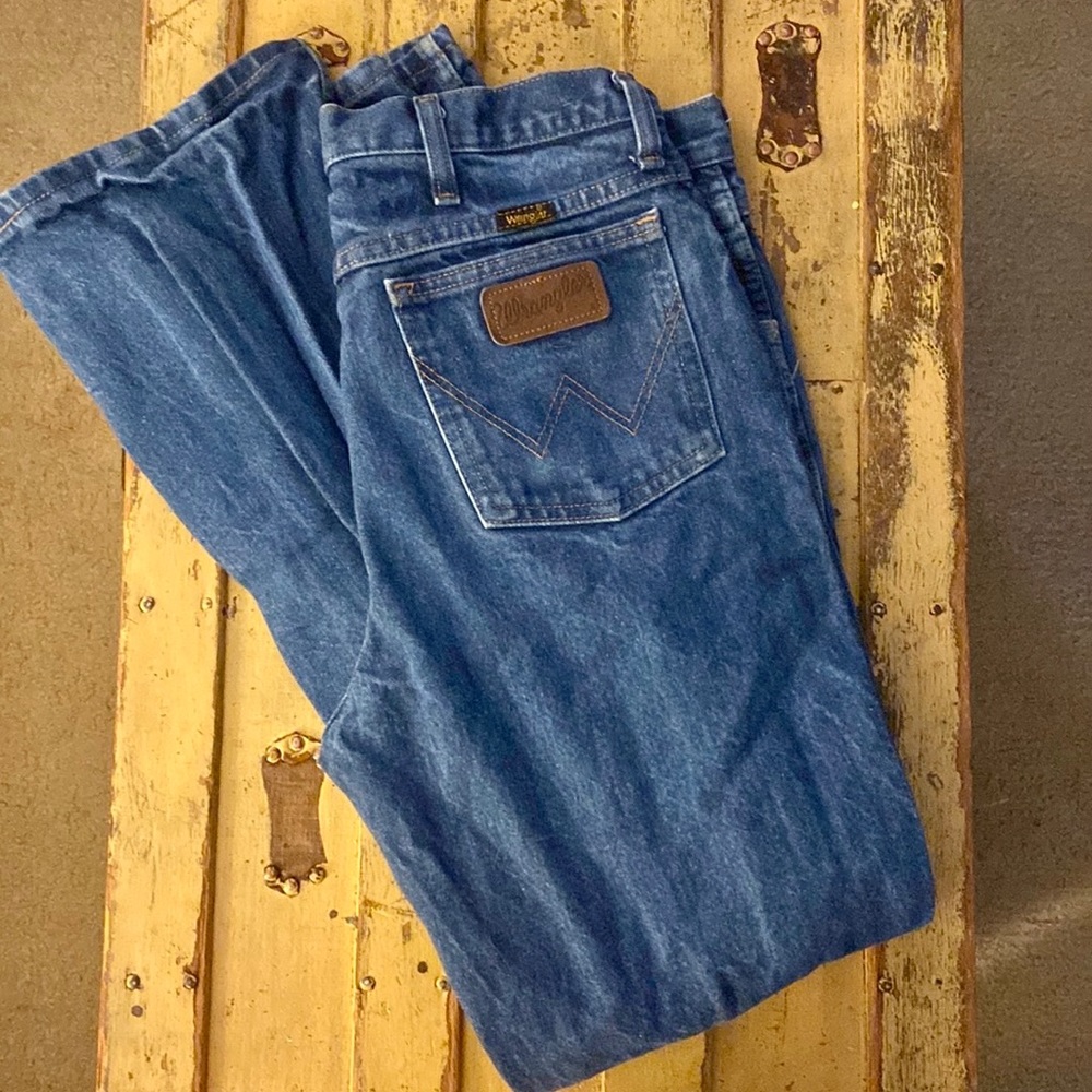 70s VINTAGE WRANGLER JEANS HIGH WAIST JEANS WESTERN 33 tag 30 x 32 DISTRESSED